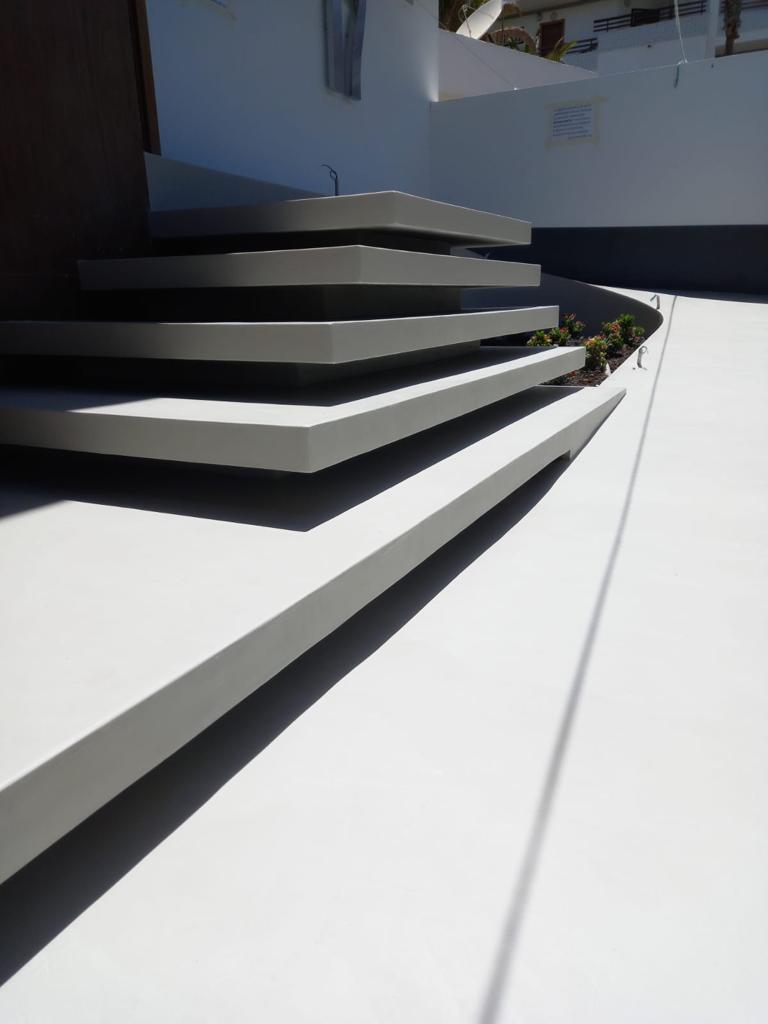 Microcement outdoor staircase reference case